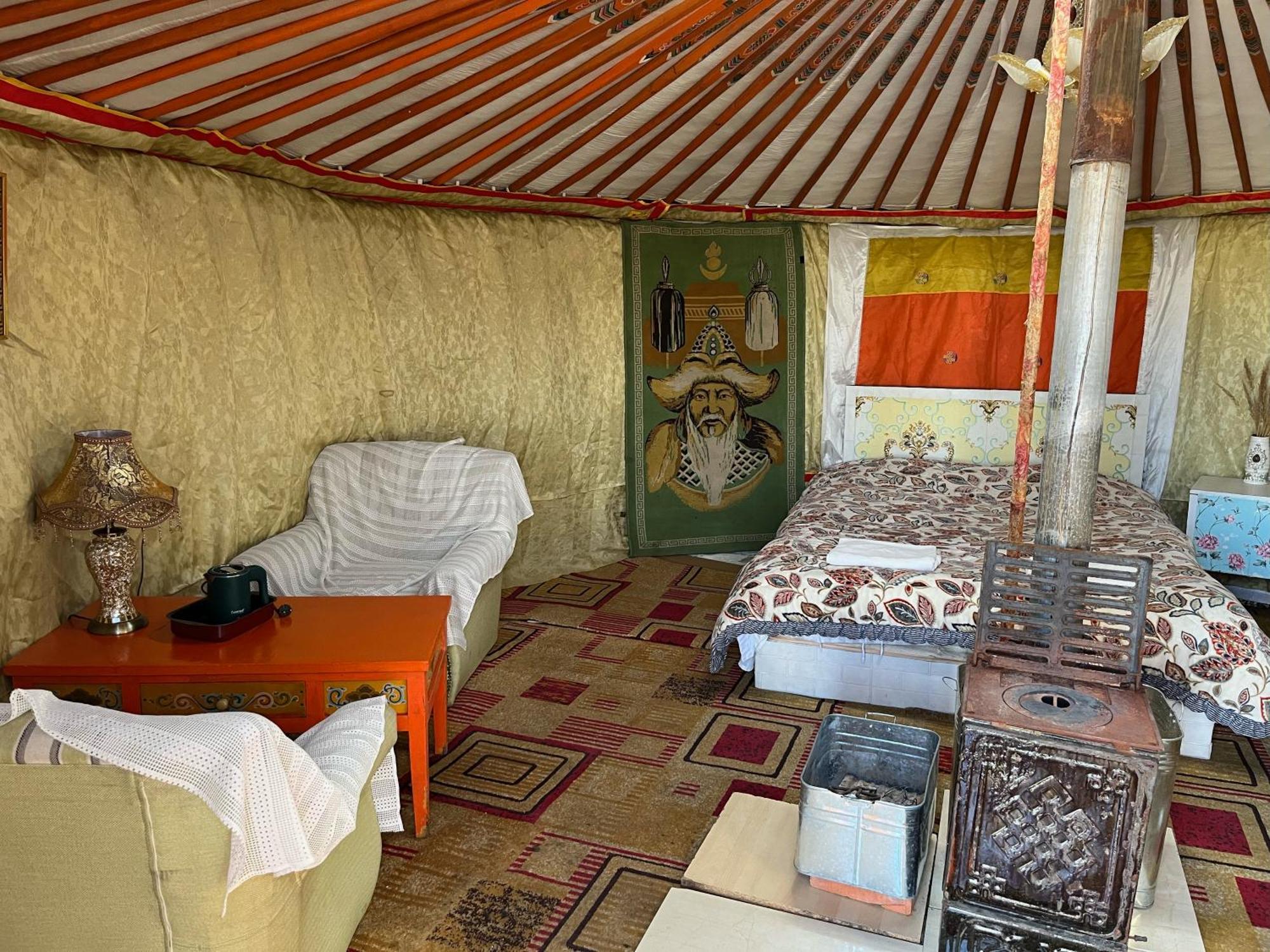 Gana'S Guest House And Tours Уланбатар Екстериор снимка